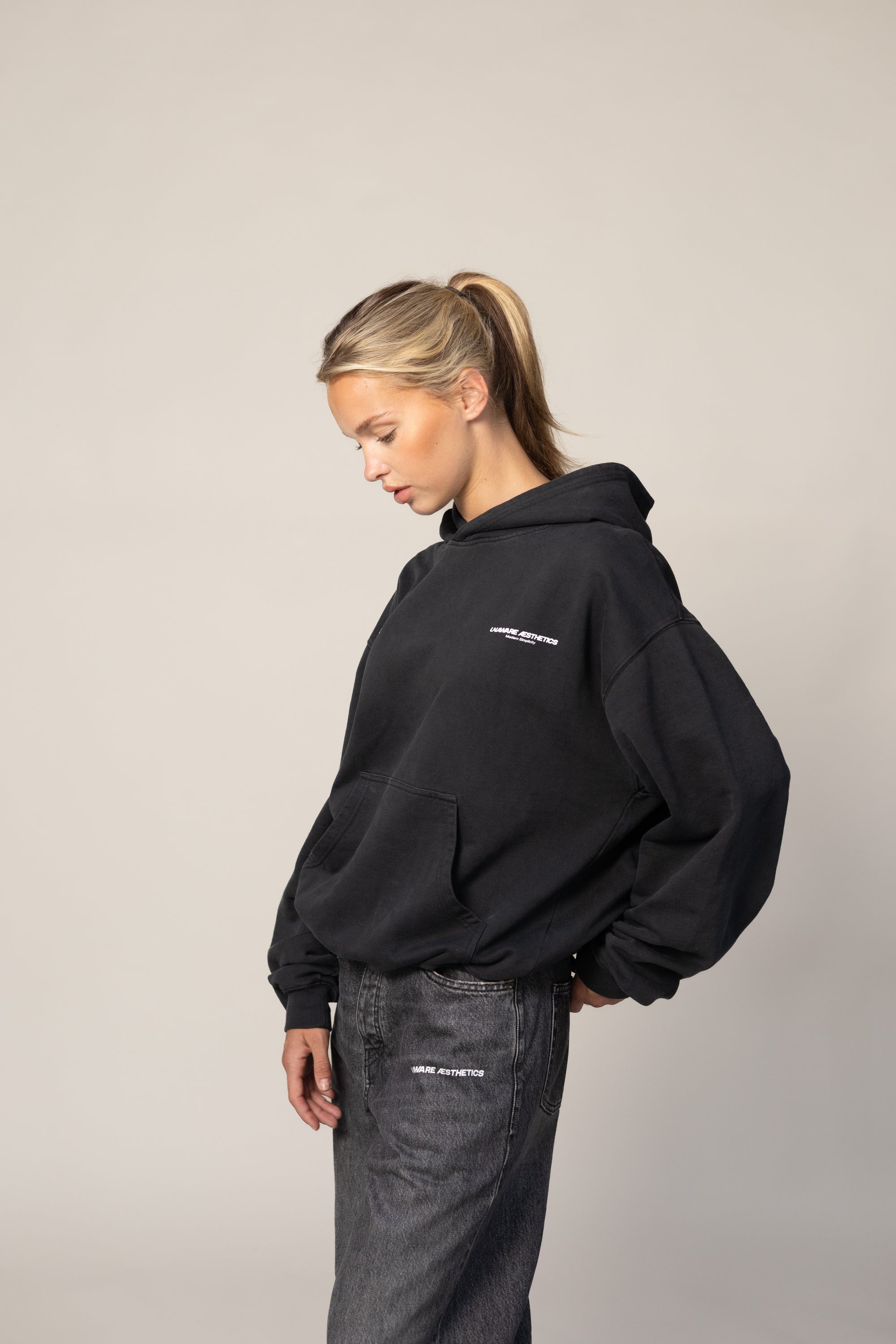 ARC // Hoodie — VINTAGE BLACK