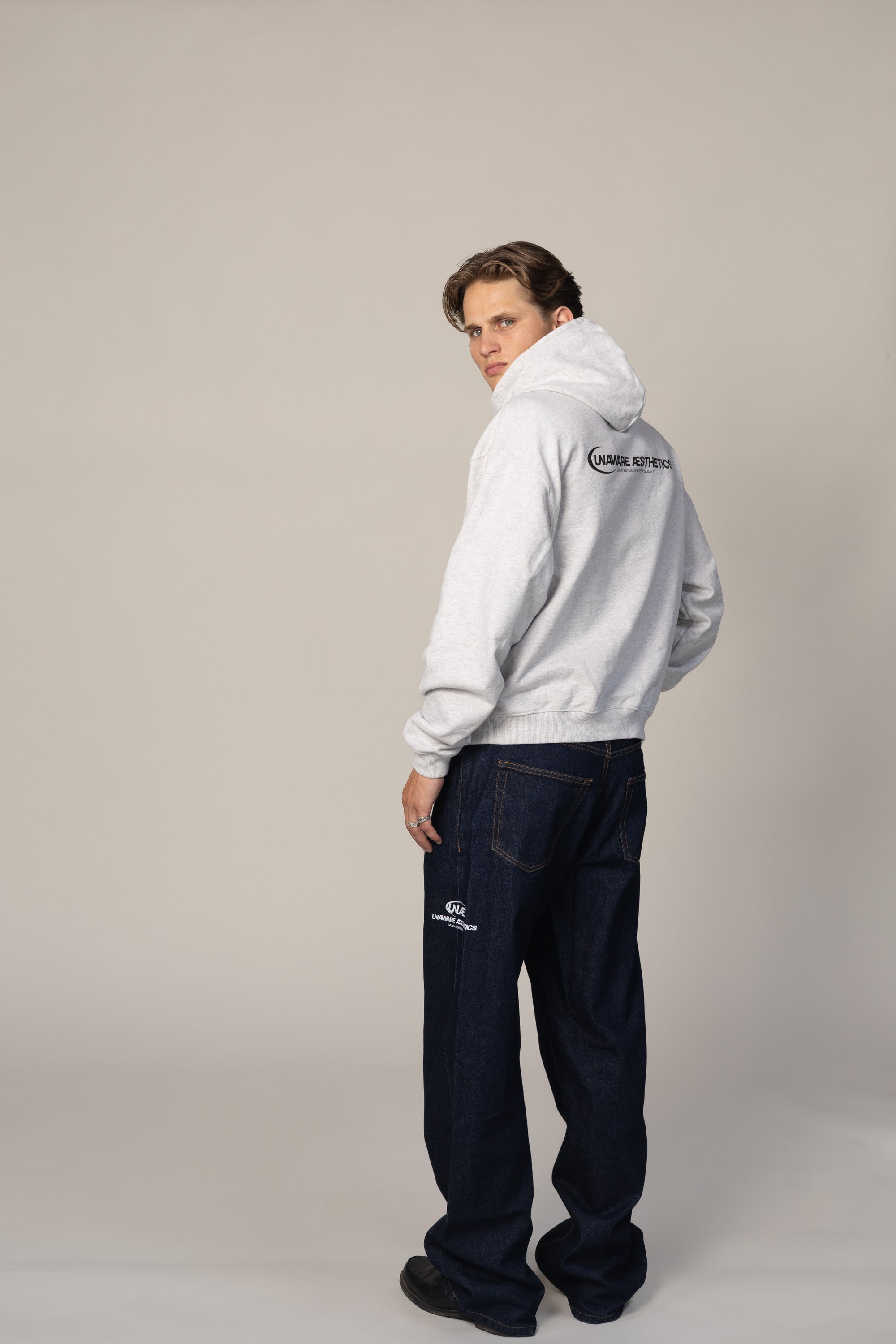 MOON // Hoodie — LIGHT GREY