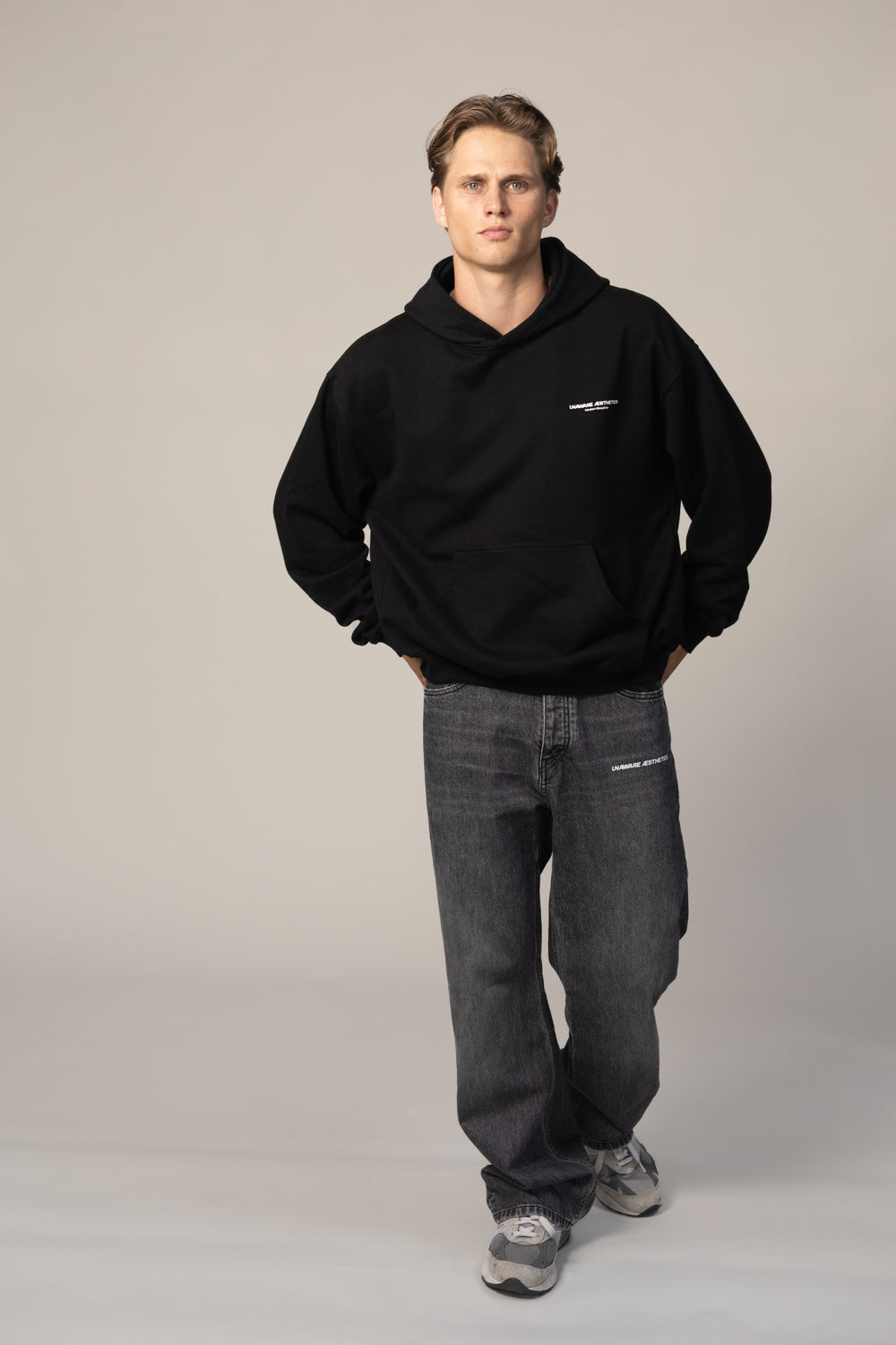BASE // Hoodie — BLACK