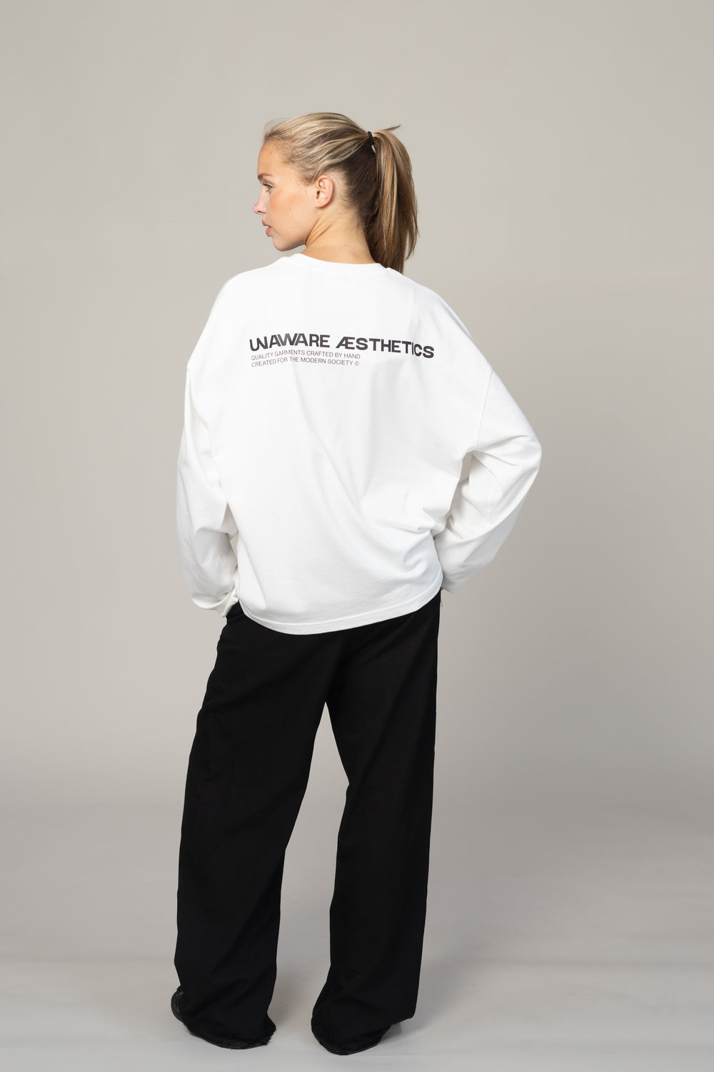 CIRCLE // LongSleeve — WHITE