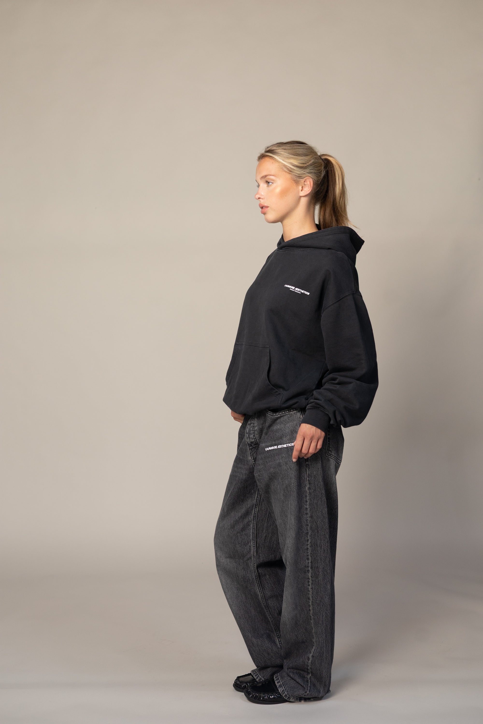 ARC // Hoodie — VINTAGE BLACK