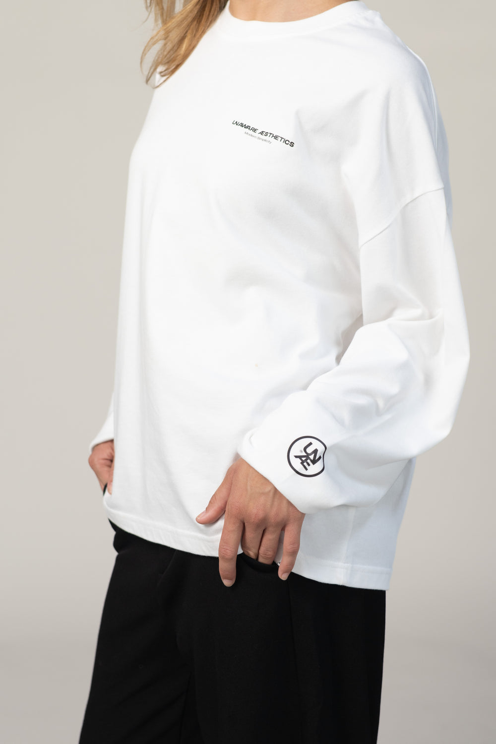 CIRCLE // LongSleeve — WHITE