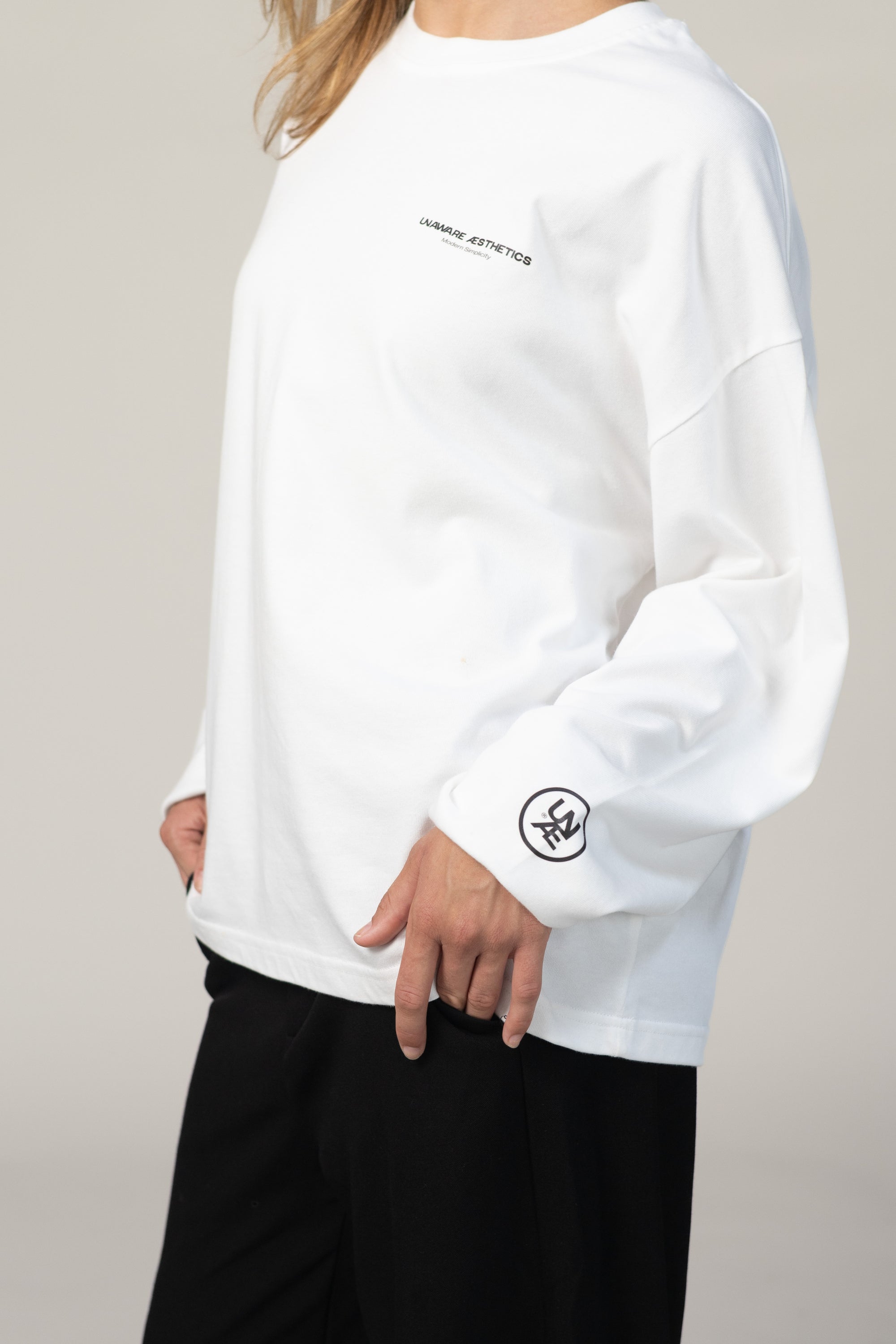 CIRCLE // LongSleeve — WHITE