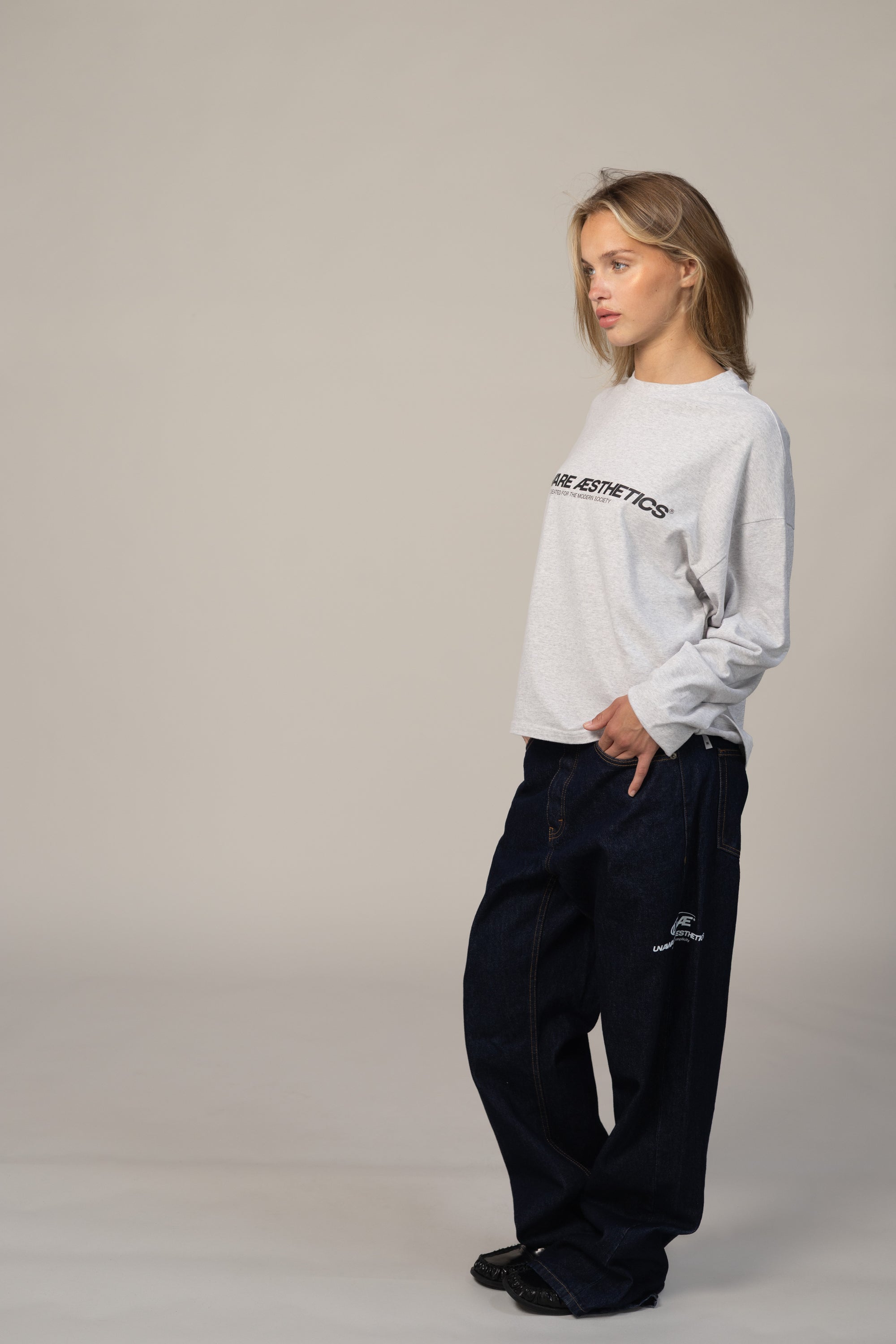 MOON // LongSleeve — LIGHT GREY